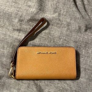 Michael Kors Wristlet